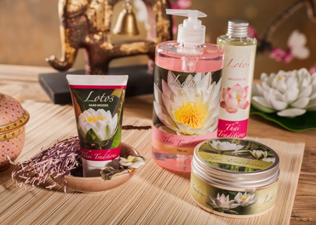 Гель для душа Лотос (700 мл)