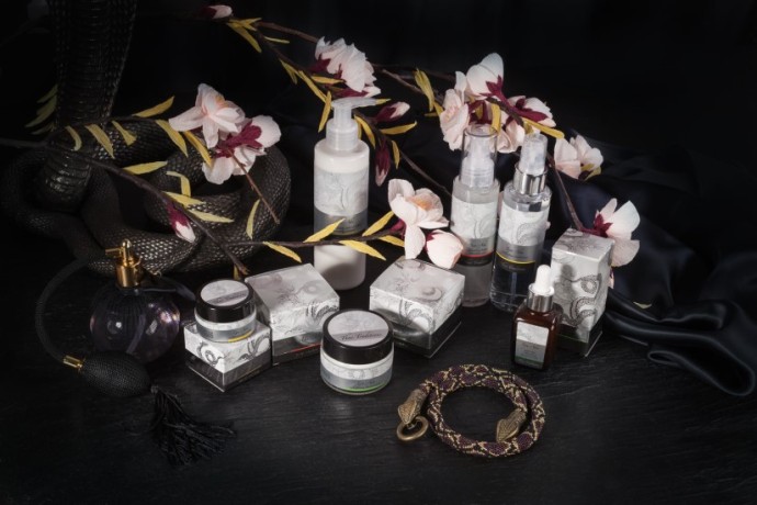 Гель для умывания осветляющий Храмовая Гадюка (100 мл)