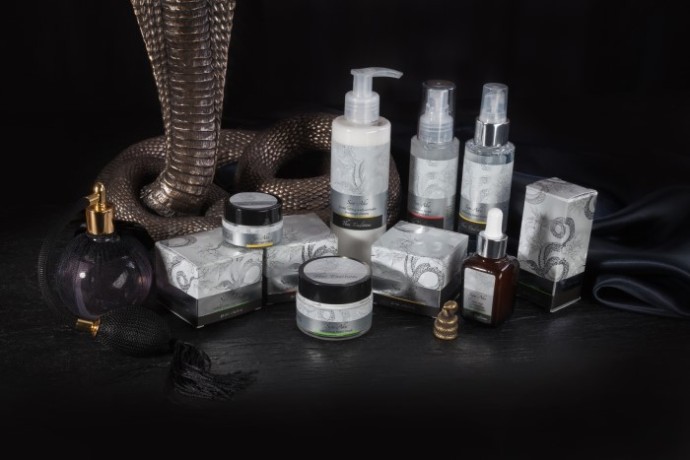 Маска для лица отбеливающая Храмовая Гадюка (250 мл)