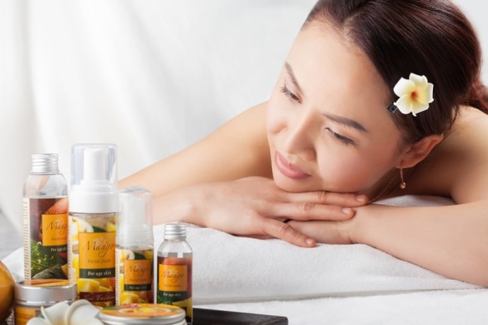 Крем для лица антивозрастной Манго (250 мл)