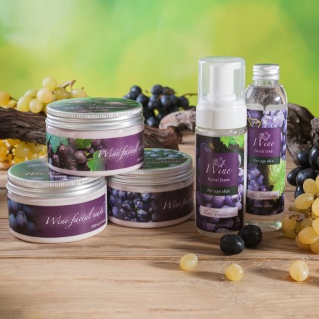 Крем для лица антивозрастной Вино (250 мл)