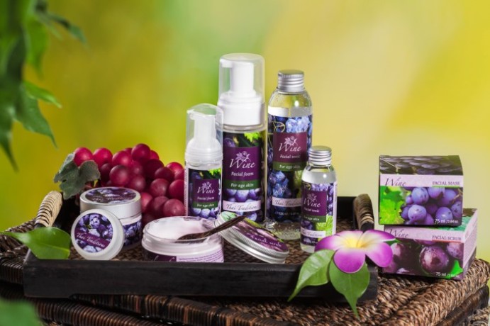 Крем для лица антивозрастной Вино (250 мл)